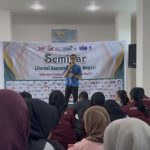 Mahasiswa Antusias Ikuti Seminar Literasi Asuransi Untuk Negeri di Akademi Kesehatan John Paul II Pekanbaru